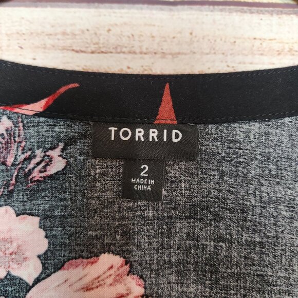 Torrid Black Floral Ruffle Shoulder Long Sleeve Top Women's Size 2X - Picture 9 of 16